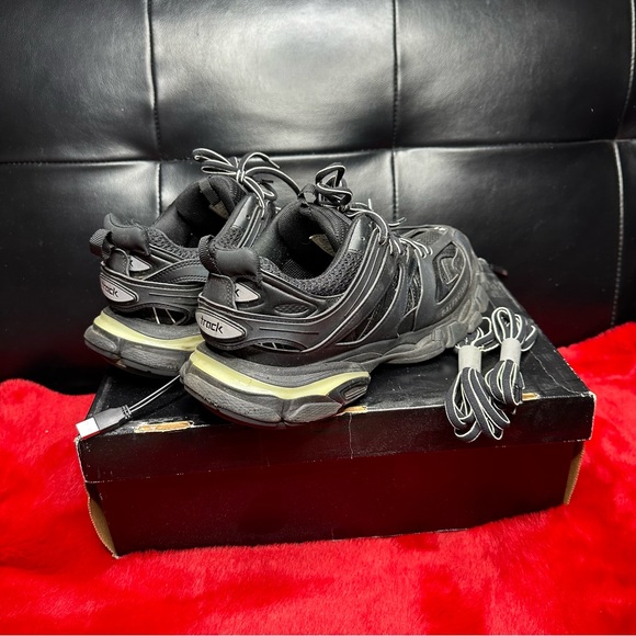 COPY - BALENCIAGA SNEAKERS - Picture 3 of 6